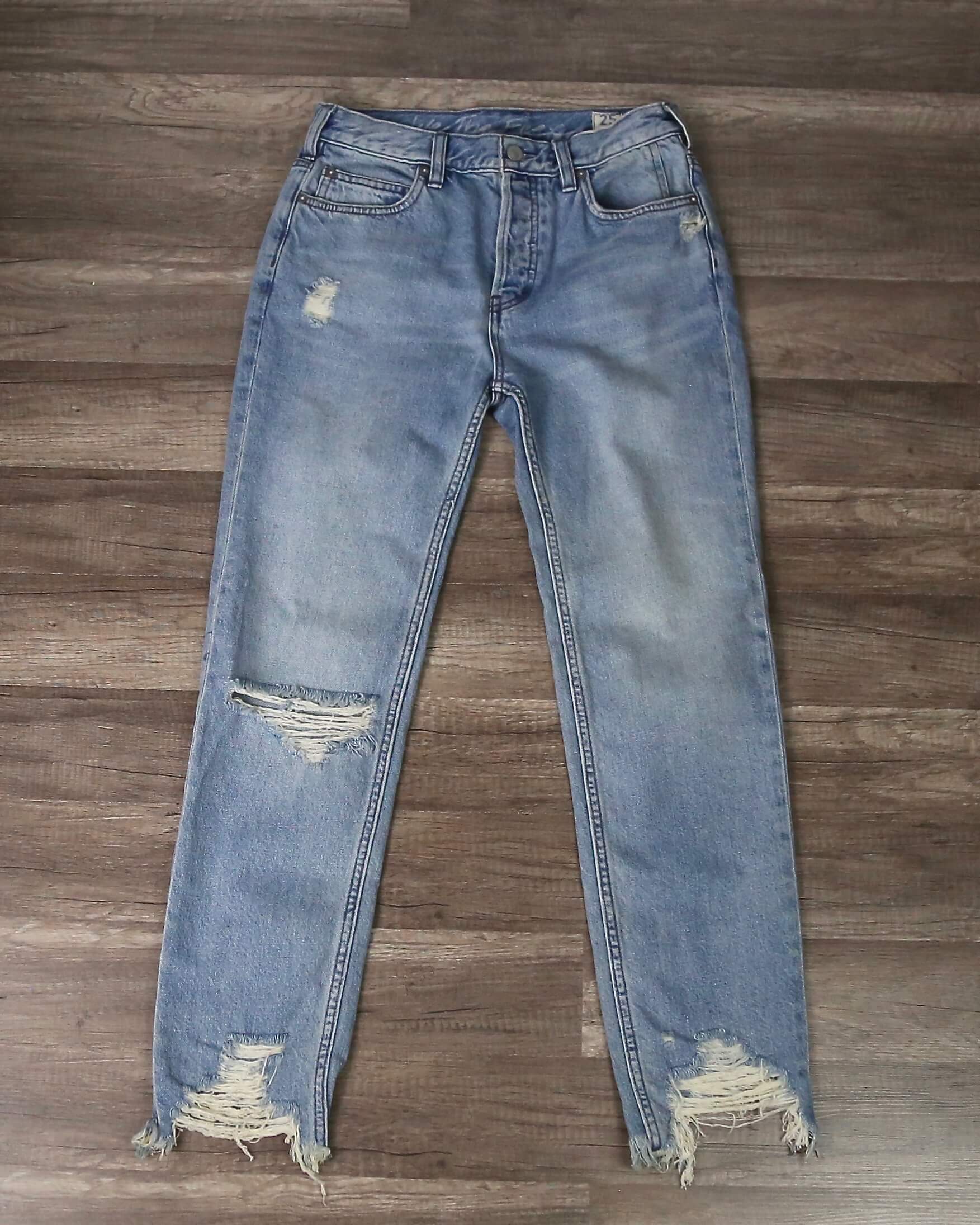 Free People Women's Paradise Blue Distressed Mid Rise Straight Leg Jeans  Size 24