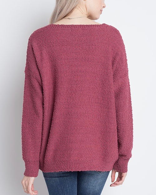 Dreamers - Soft Boulce Yarn V-Neck Pullover in Berry