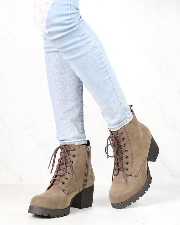 Faux Nubuck Leather Lace Up Chunky Heel Combat Boots in Brown