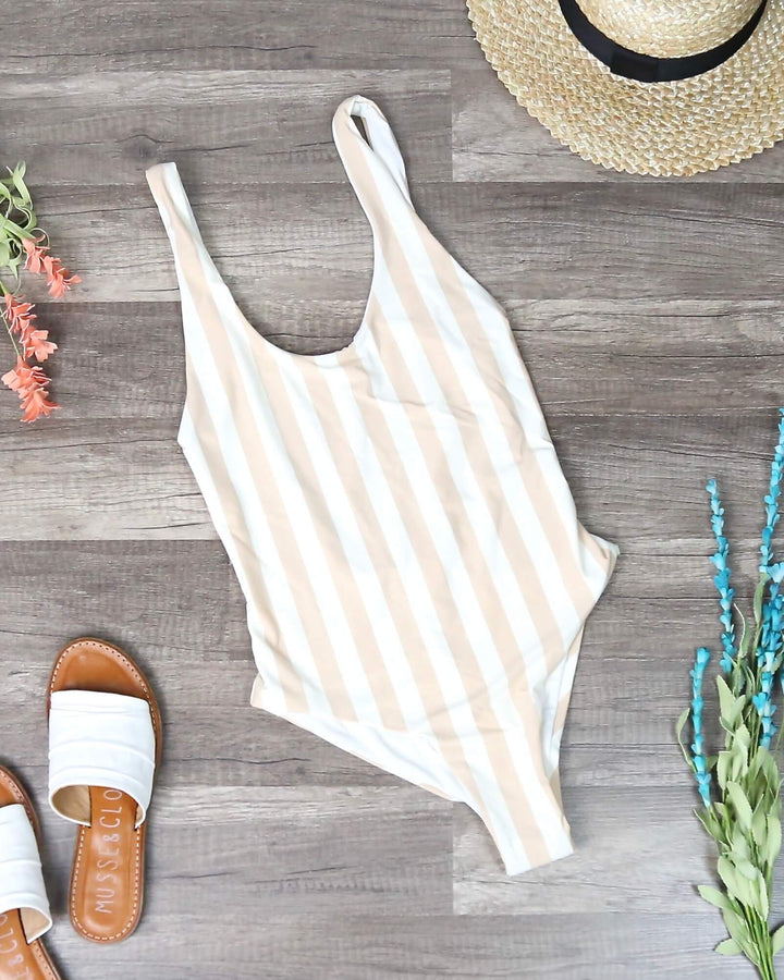 Dippin' Daisy's - Seamless U Back One Piece Bikini - Sand Stripes