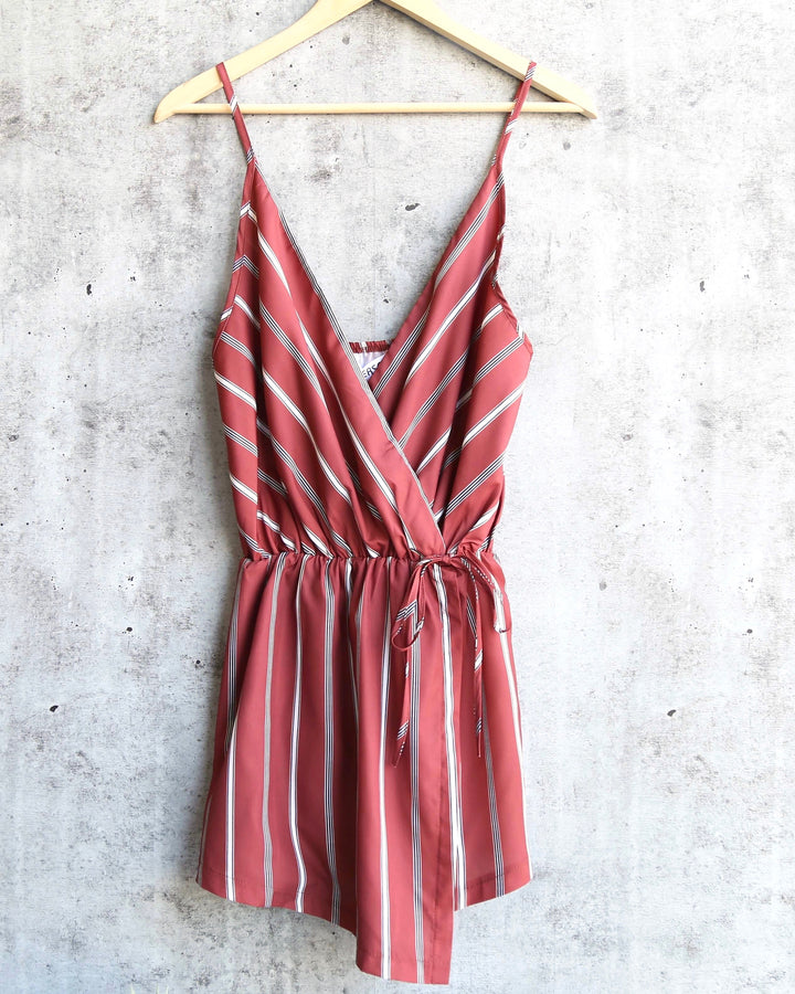 Reverse - Natalie Romper in Dusty Pink/Stripe