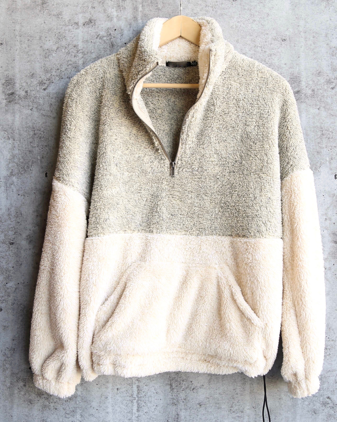 Two Tone Sherpa Half-Zip Pullover - Taupe/Cream