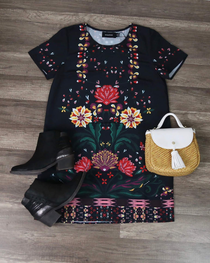 Final Sale - MINKPINK - Widsom Tee Short Sleeve Shift Dress in Multi