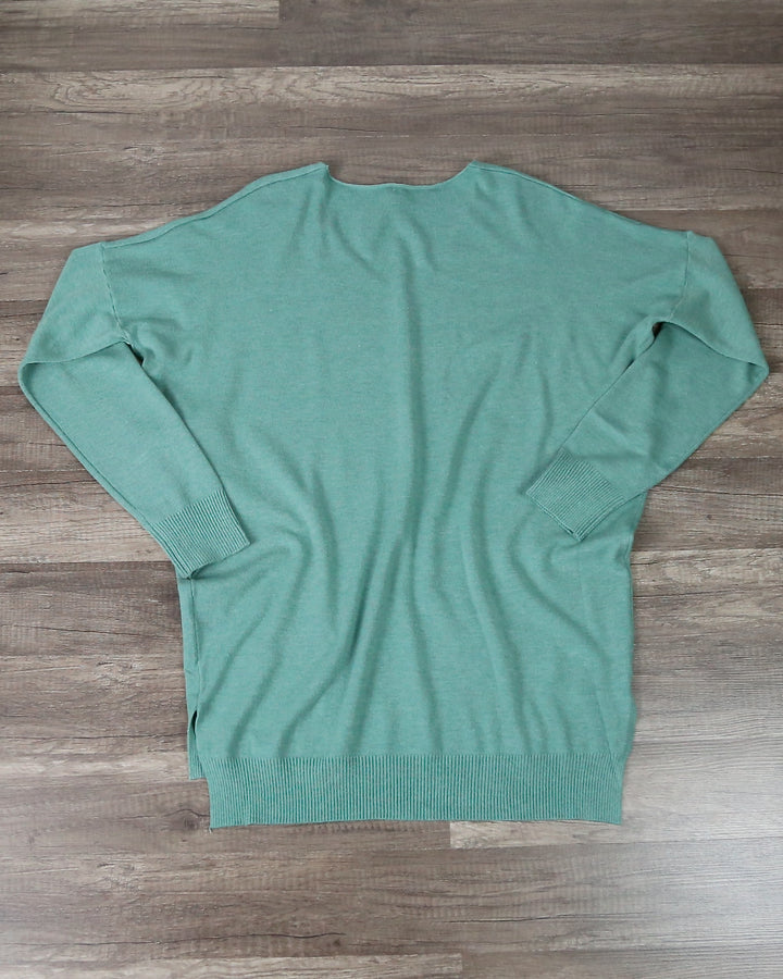 Dreamers - Front Seam V-Neck Sweater in More Colors