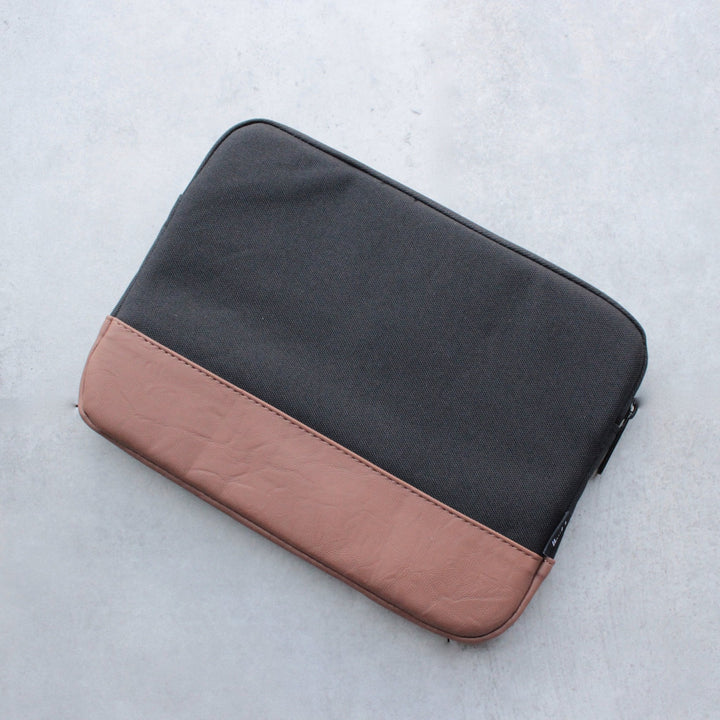 Herschel Supply Co. - Heritage Sleeve | iPad Air - shophearts - 2