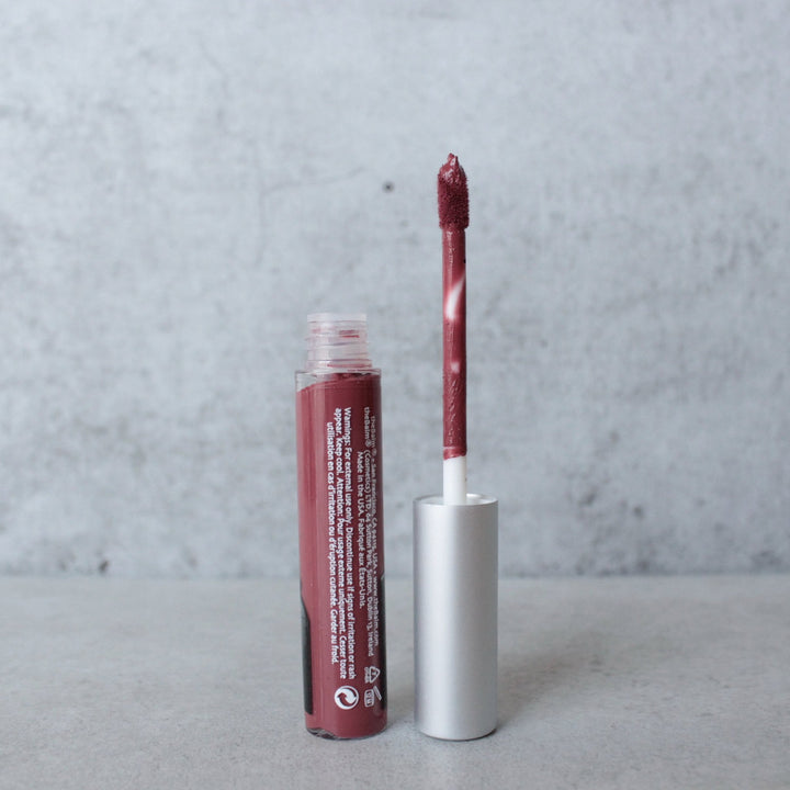 theBalm - Meet Matte Hughes Lip Color - Charming - shophearts - 3