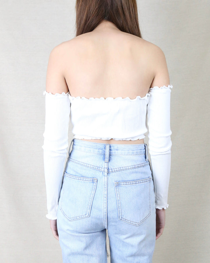 Reverse - Pretty Lady Ribbed Crop Top with Long Sleeves in White