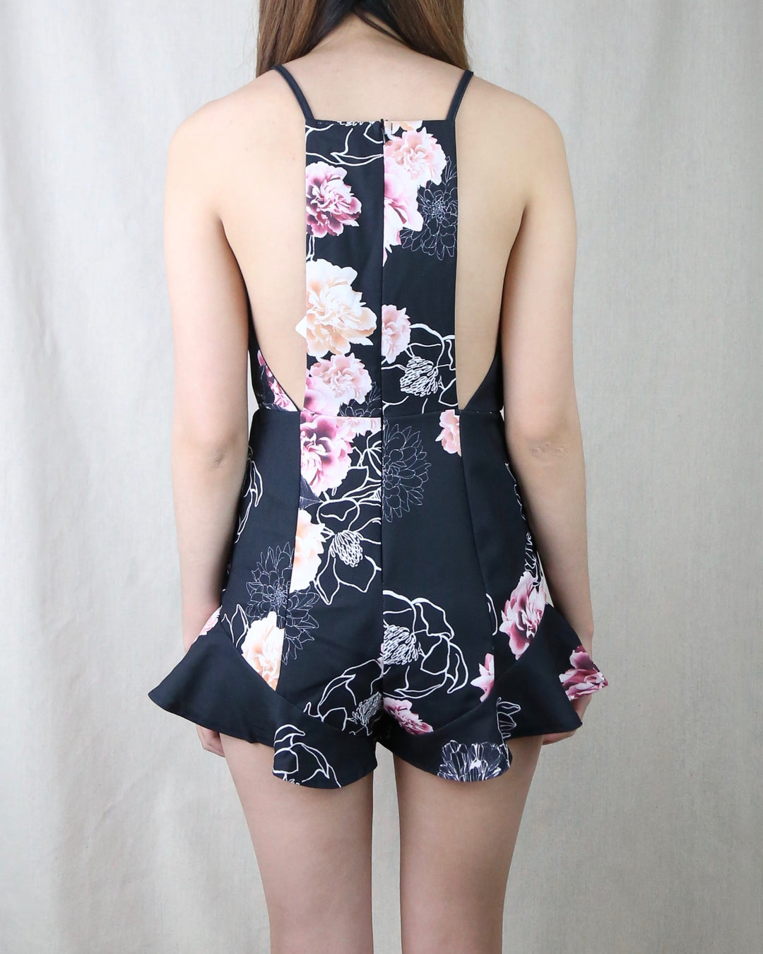 Selfie Leslie After Party Floral Romper