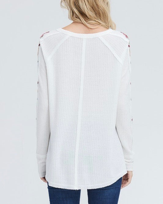 https://www.shophearts.com/cdn/shop/products/waffle_knit_embroidered_long_sleeve_henley_thermal_top_-_ivory_4_800x.jpg?v=1571271513